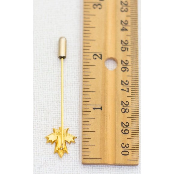 Vintage Crown Trifari Shiny Maple Leaf Stick Pin - A15 - Picture 4 of 4